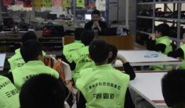 科目三吃瓜群众,吃瓜群众眼中的紧张与欢笑